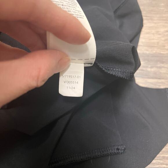 Athleta Brooklyn Mid Rise Ankle Joggers Pant Black Tapered Travel 10P Stretch - Picture 8 of 8